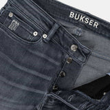 Close up van de slim fit grey jeans van Bukser jeans