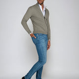 Model in bukser jeans nino-slim-fit-norse-blue